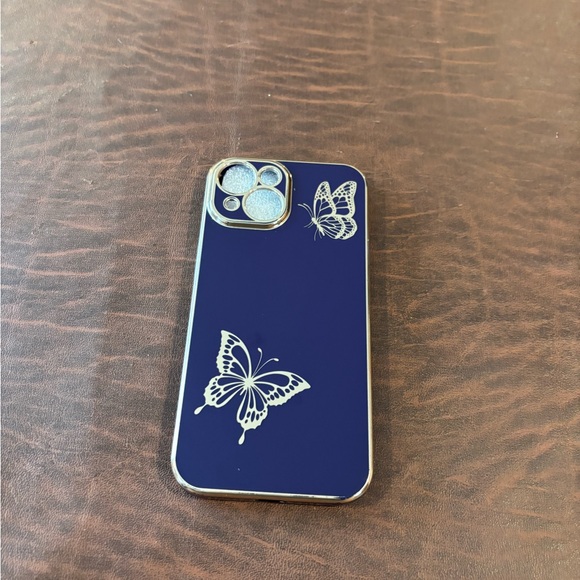 Chic Royal Purple with Gold Butterfly iPhone 15 Case - Picture 7 of 11